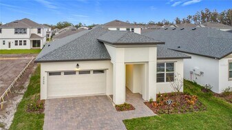 4959 Shady Pnes Dr in St. Cloud, FL - Building Photo