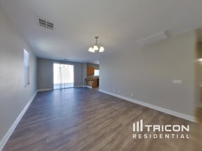 11762 Pine Shadows St in Las Vegas, NV - Building Photo - Building Photo