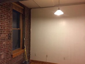 325 Lafayette St-Unit -Unit 1203 in Bridgeport, CT - Building Photo - Building Photo