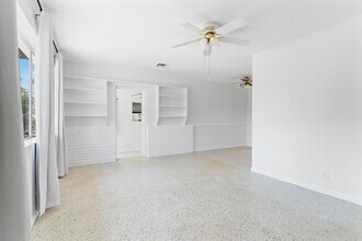 331 Winters St in West Palm Beach, FL - Building Photo - Building Photo