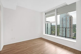 3809 Evergreen Pl in Burnaby, BC - Building Photo - Building Photo