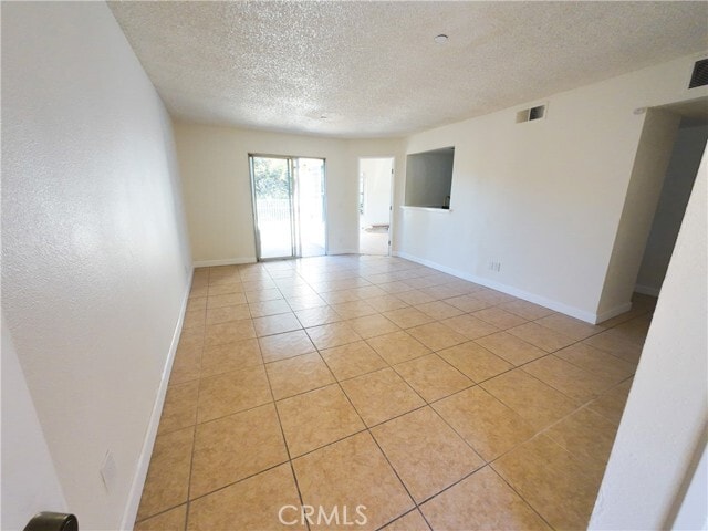 property at 302 E Chestnut Ave