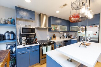 1220 Holbrook Terrace NE in Washington, DC - Building Photo - Building Photo