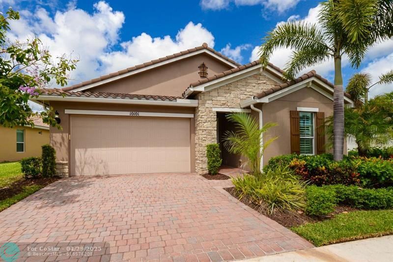 10101 SW Fernwood Ave in Port St. Lucie, FL - Building Photo
