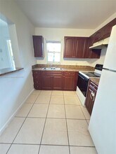 4160 NW 21st St in Lauderhill, FL - Building Photo - Building Photo