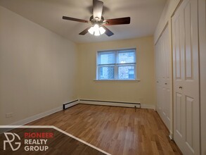 630 W Wrightwood Ave, Unit 221 in Chicago, IL - Building Photo - Building Photo