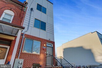 3248 N 13th St in Philadelphia, PA - Building Photo - Building Photo