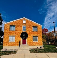 231 E Xenia Dr in Fairborn, OH - Building Photo - Building Photo