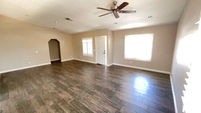 45450 Deerbrook Cir in La Quinta, CA - Building Photo - Building Photo