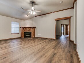 3 S Ridge Pointe Dr in Edmond, OK - Building Photo - Building Photo