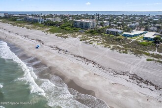 1431 S Atlantic Ave in Cocoa Beach, FL - Building Photo - Building Photo