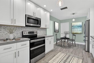 7613 NW 67th Ave in Tamarac, FL - Building Photo - Building Photo