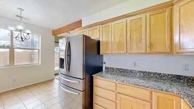 4832 Sun Cove Rd NE in Albuquerque, NM - Building Photo - Building Photo