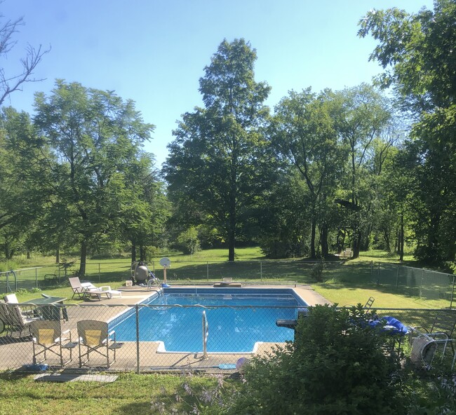 6414 State Route 233, Unit Studio-C