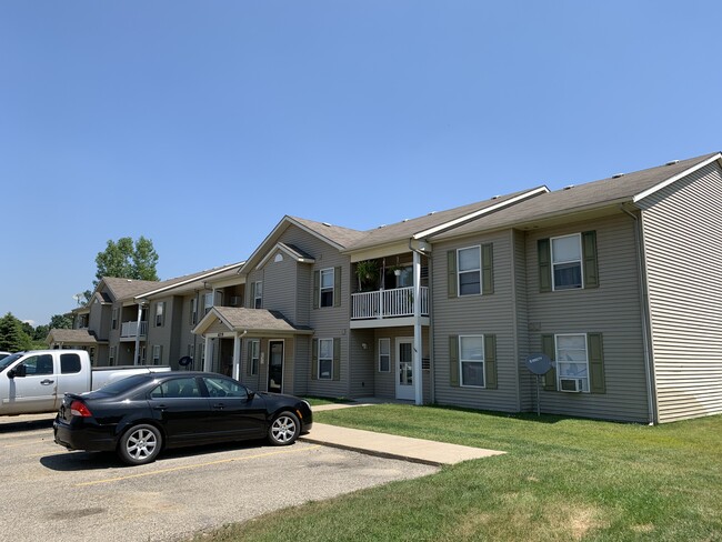 Marsh Ridge Apartments in Muir, MI - Building Photo - Building Photo