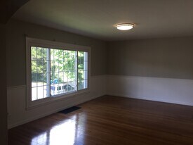 533 E 60th St in Indianapolis, IN - Building Photo