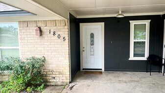 1805 Bristol Cove in Plano, TX - Building Photo