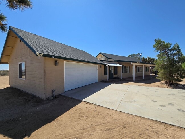 property at 4155 Yucca Mesa Rd