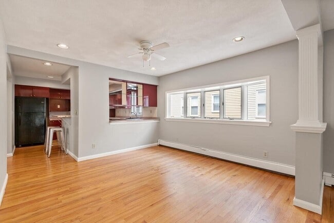 44 Sunset Rd, Unit 1 in Somerville, MA - Building Photo - Building Photo