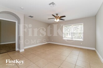 631 SW 27th Terrace in Cape Coral, FL - Foto de edificio - Building Photo