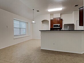 10006 Blissfull Valley Ln in Tomball, TX - Building Photo - Building Photo