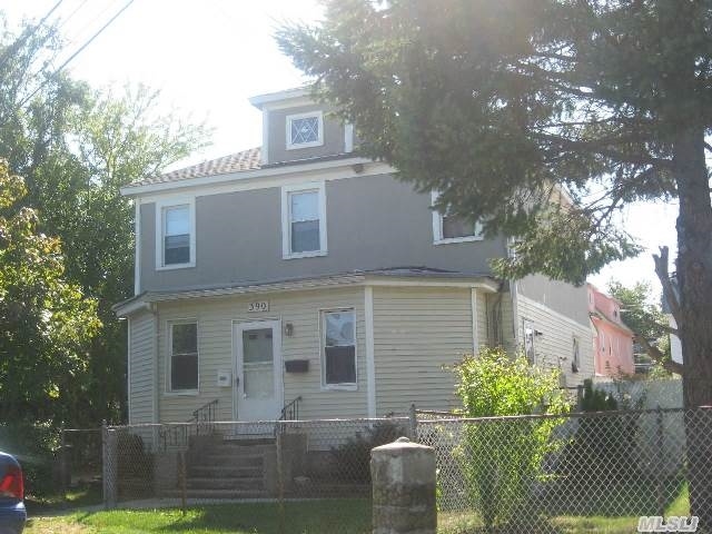 390 Colombo Ave