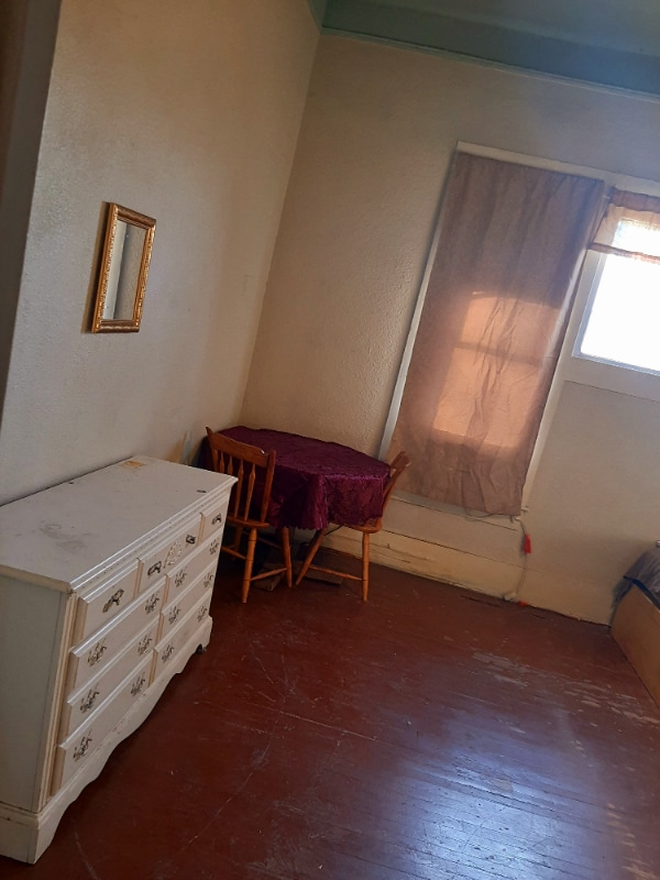 1816 E Houston St in San Antonio, TX - Building Photo - Building Photo
