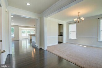 23685 Kilkerran Dr in Aldie, VA - Building Photo - Building Photo