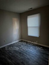 5523 Orth Ct in Indianapolis, IN - Foto de edificio - Building Photo