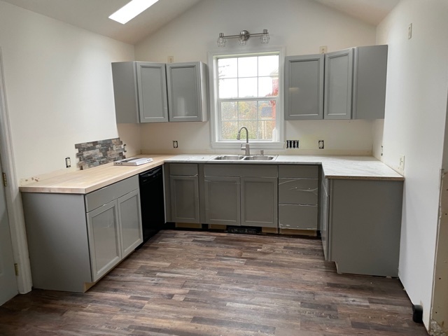 property at 14 Gordon Rd