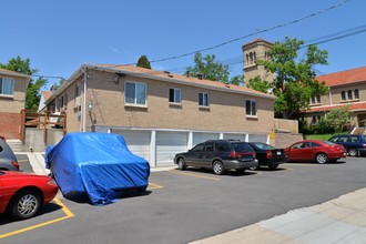 2950 W 42nd Ave in Denver, CO - Foto de edificio - Building Photo