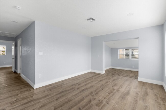 683 NW 21 St in Pompano Beach, FL - Building Photo - Building Photo