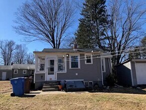 11 Timothy Ln in Shelton, CT - Building Photo - Building Photo