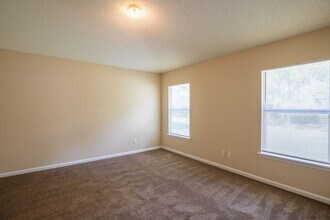 3128 Litchfield Dr in Orange Park, FL - Building Photo - Building Photo