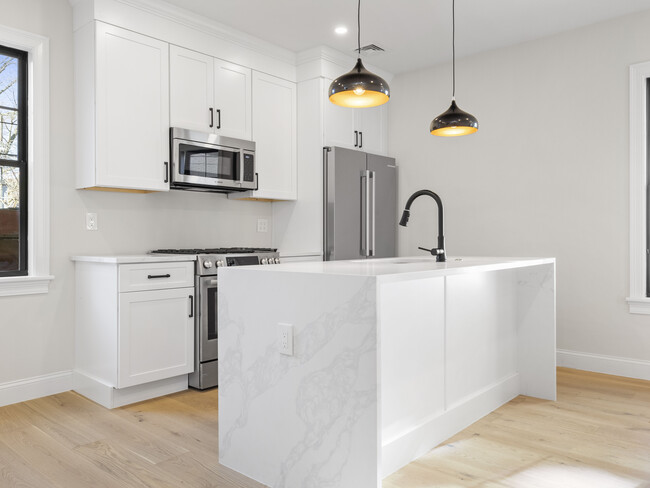 property at 48R Woodward St