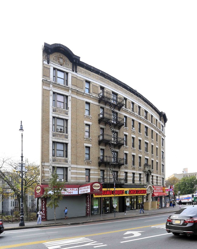 2374 Dr Martin L King Jr Blvd in Bronx, NY - Building Photo - Building Photo