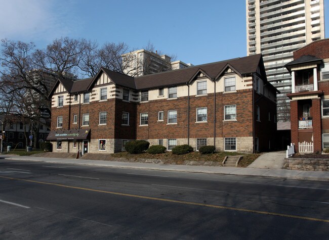5 High Park Ave in Toronto, ON - Building Photo - Building Photo