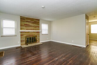 1646 Oakwood Ave in Columbus, OH - Building Photo - Building Photo