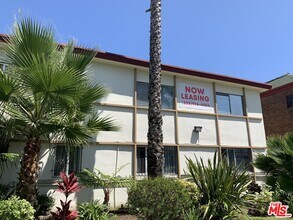 1330 S Wilton Pl in Los Angeles, CA - Building Photo - Building Photo