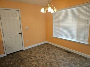 10120 Point Lakeview Rd in Kelseyville, CA - Building Photo - Building Photo
