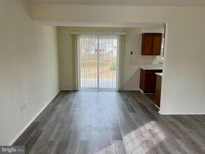 702 Brandon Cir in Waldorf, MD - Building Photo - Building Photo