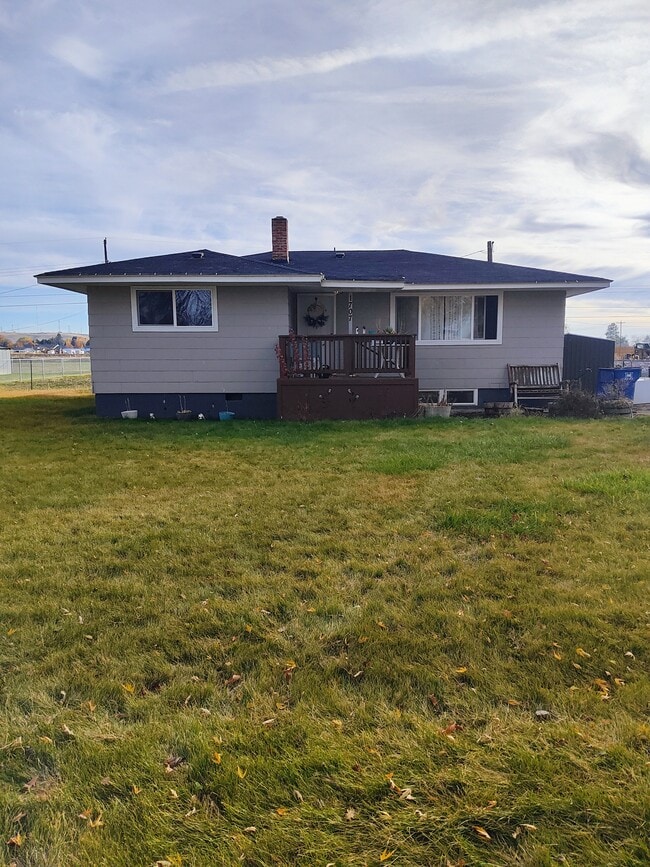 property at 1707 Baker Ln