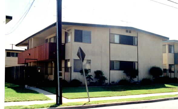 1236 W 168th St in Gardena, CA - Building Photo