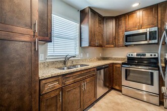 606 Gardenview Cir in Denton, TX - Building Photo - Building Photo