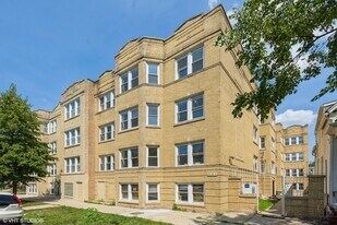 3049 N Spaulding Ave in Chicago, IL - Building Photo