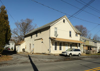 7659 E South St in Clinton, NY - Foto de edificio - Building Photo