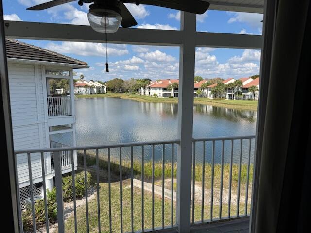 285 Cypress Point Dr in Palm Beach Gardens, FL - Building Photo - Building Photo