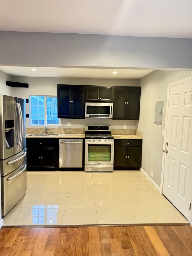 5010 3rd Ave, Unit 5010 3rd Ave