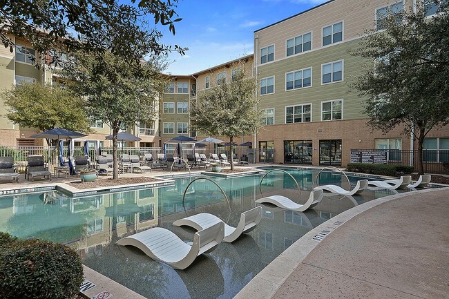 The Roosevelt Arlington Commons