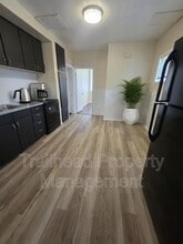 3115 S Forest Ave in Independence, MO - Building Photo - Building Photo